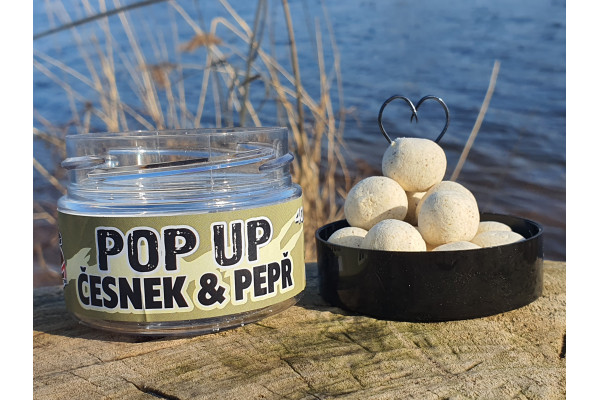 BM Carp Baits Česnek & bílý pepř Pop Up